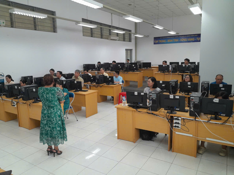 Khóa Thực hành khai thác Tài nguyên Giáo dục Mở No1/2026 tại Trường Cao đẳng Nghề Thành phố Hồ Chí Minh, 29 và 30/06/2026.